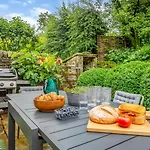 4 Bed In Skipton Oc-92954 Holiday home *