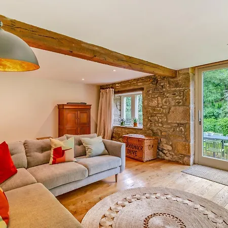 4 Bed In Grassington 92954 Holiday home