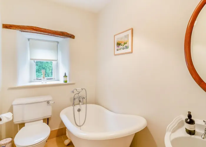 4 Bed In Skipton Oc-92954 *